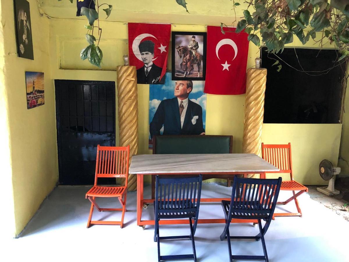 Hamam Hostel 1469 Istanboel Buitenkant foto